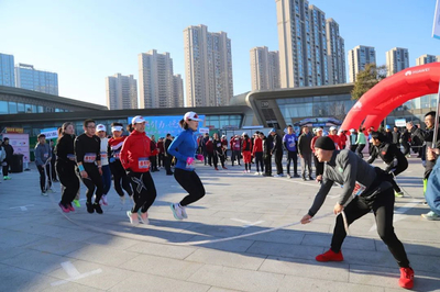 經(jīng)開區(qū)“華發(fā)杯”冬季運(yùn)動會 以運(yùn)動之名，促文化交融與營商環(huán)境優(yōu)化